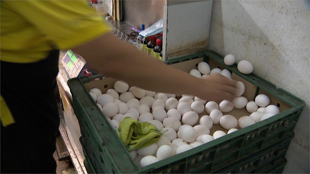 暑假銷售淡季與天氣炎熱　北部市場雞蛋零售價降至45元