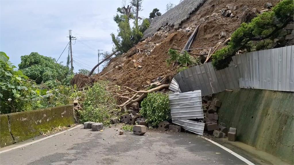 霧峰山區私人開發案坍方　道路搶通估需2～3天
