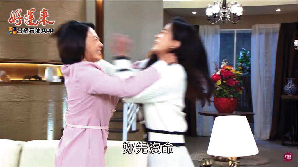 【獨家】【入戲太深打過頭】婚姻遭人插一腳　侯怡君戲裡暴打小三洩恨