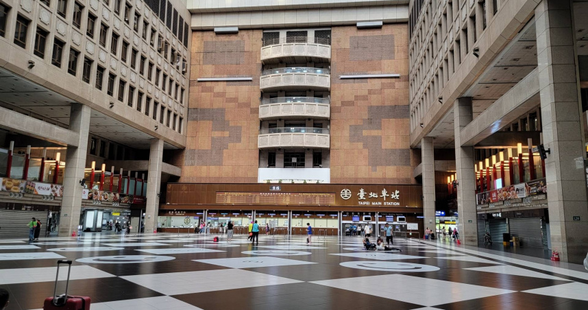 北車大廳通緝犯公然性侵！　粉專嘆「不一定是社會冷漠」：病態雙標