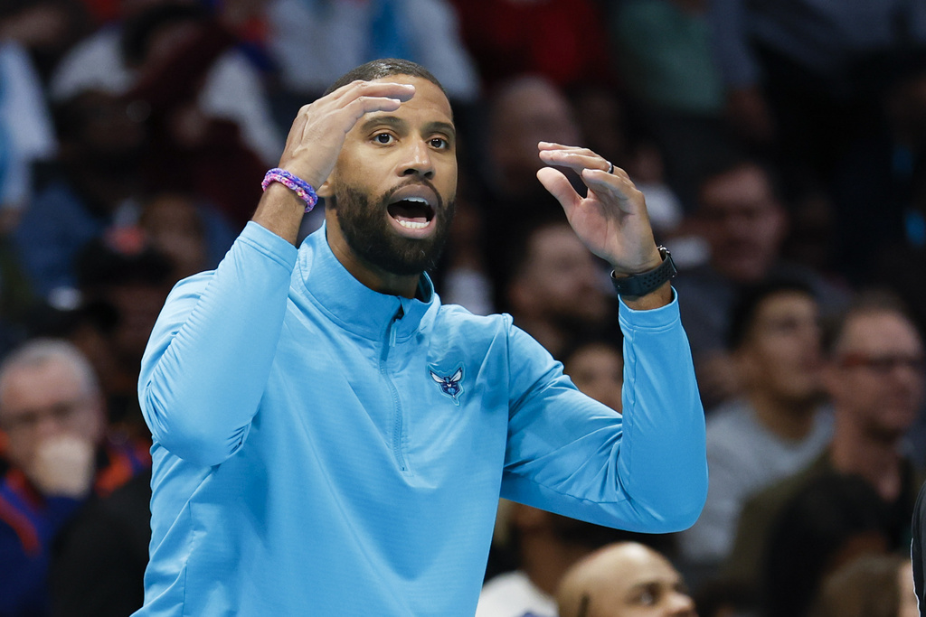 NBA(影)／這鍋子洗得太乾淨了！黃蜂飆關鍵三分卻輸球　過程全員傻眼