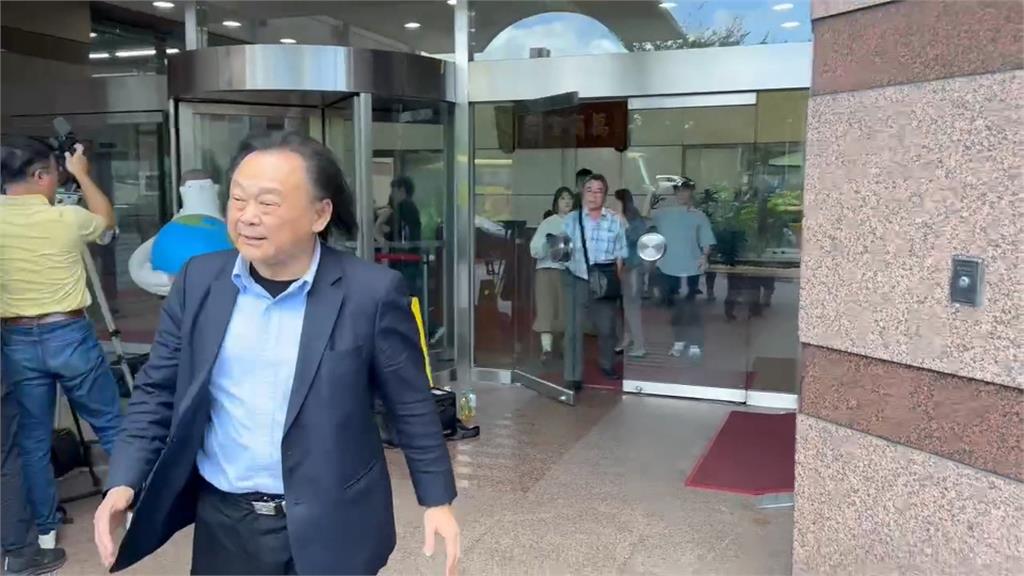 「粉底液事件」爆綠營互槓　林佳龍談王義川這樣說