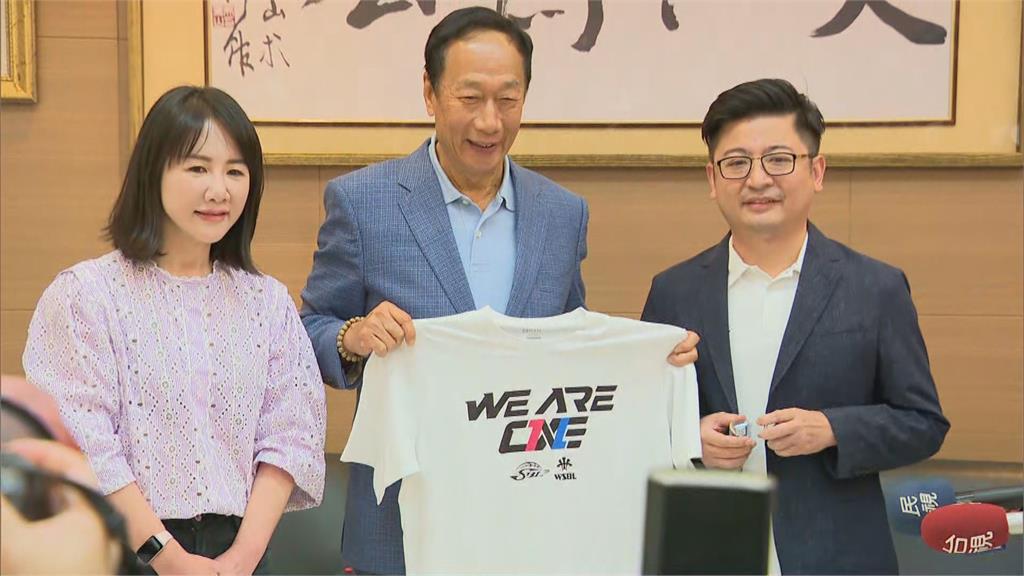 郭台銘深入彰縣議會「拔樁之旅」？　謝衣鳳：大家交朋友