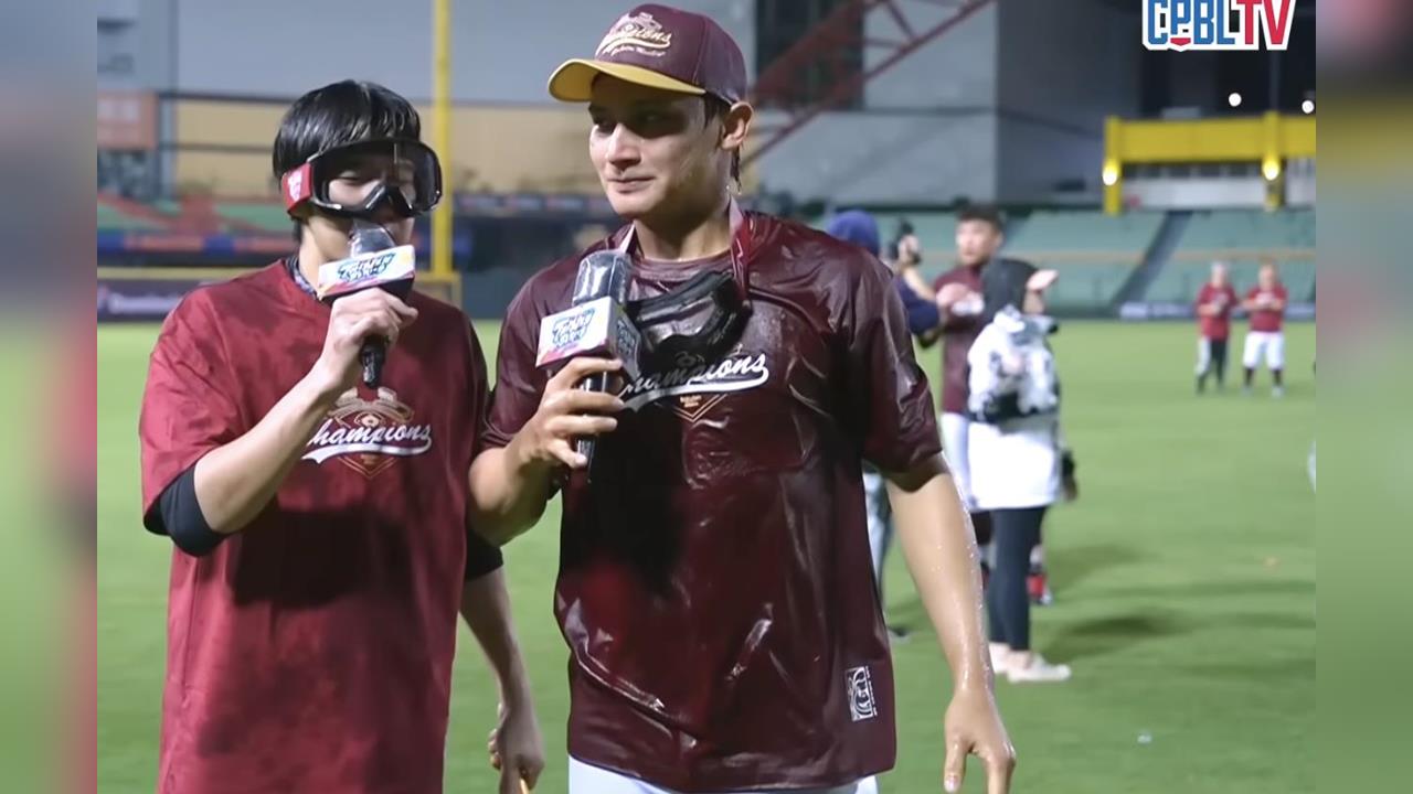 中職/馬傑森可以安心去當兵了!熬夜封王後趕去花蓮入伍!網友:反觀閃兵藝人...