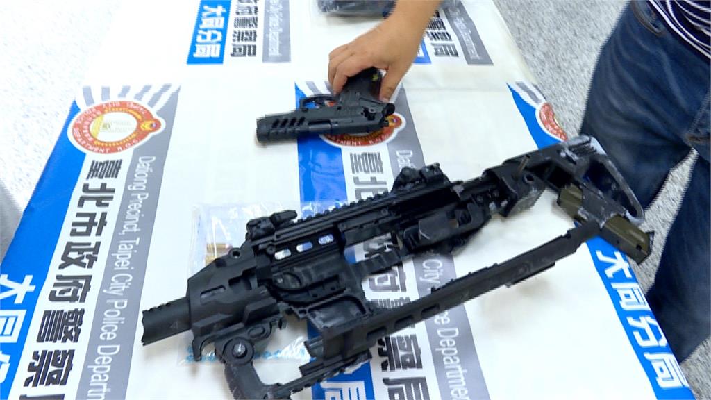 天道盟成員賣槍牟利 加裝「戰術槍套」虛張聲勢