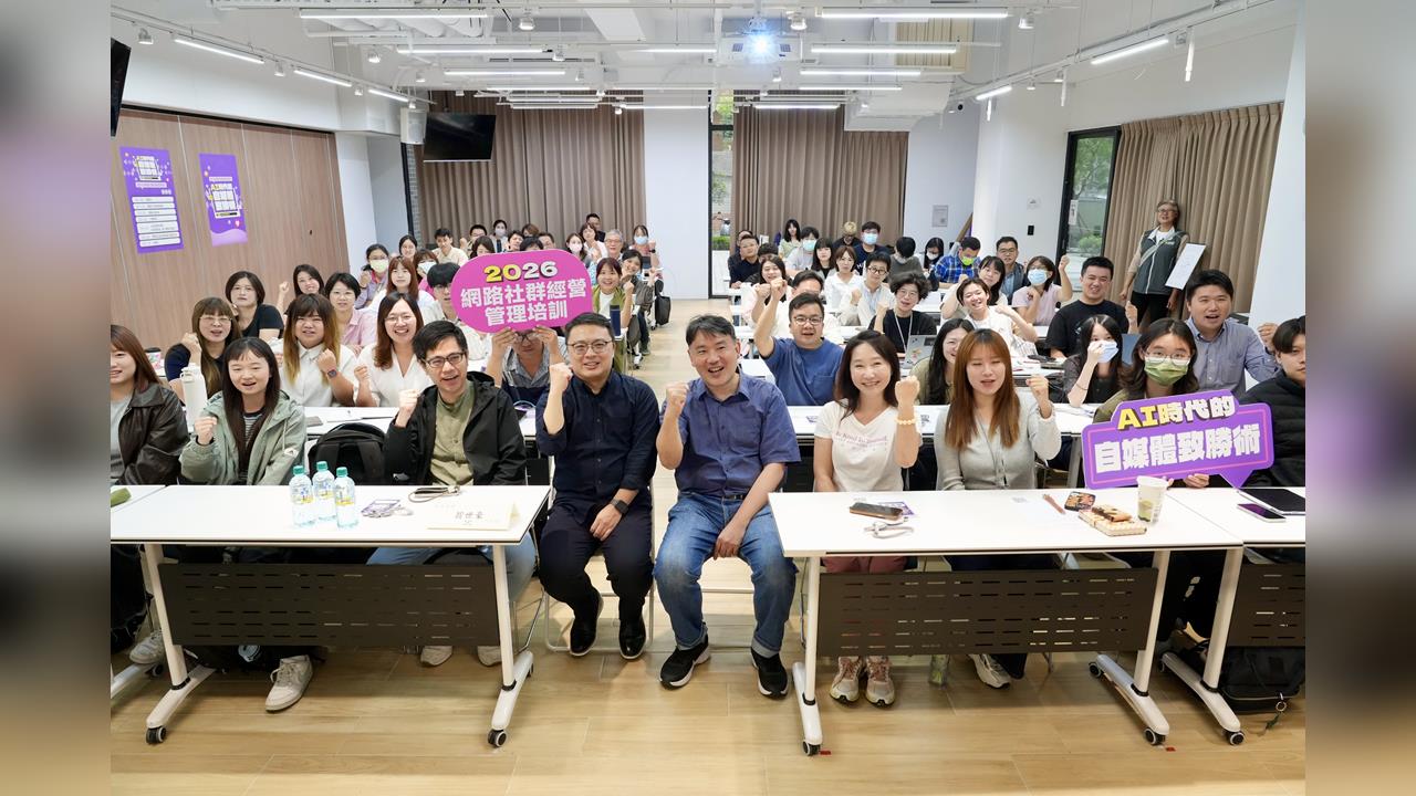 快新聞／民進黨強化幕僚AI能力！力拚4小時內反擊假訊息