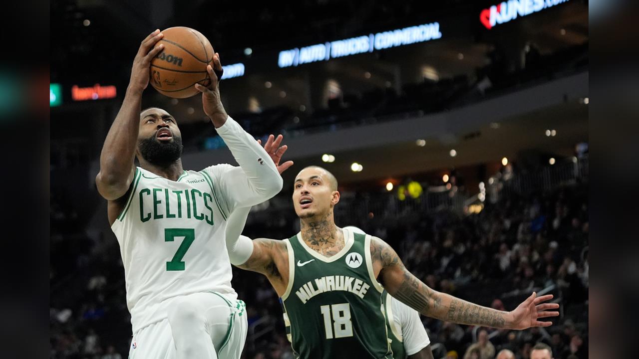 NBA(影)／面對仇敵耶誕節也不想和解送暖！塞隊球星布朗直播中粗口飆尼克