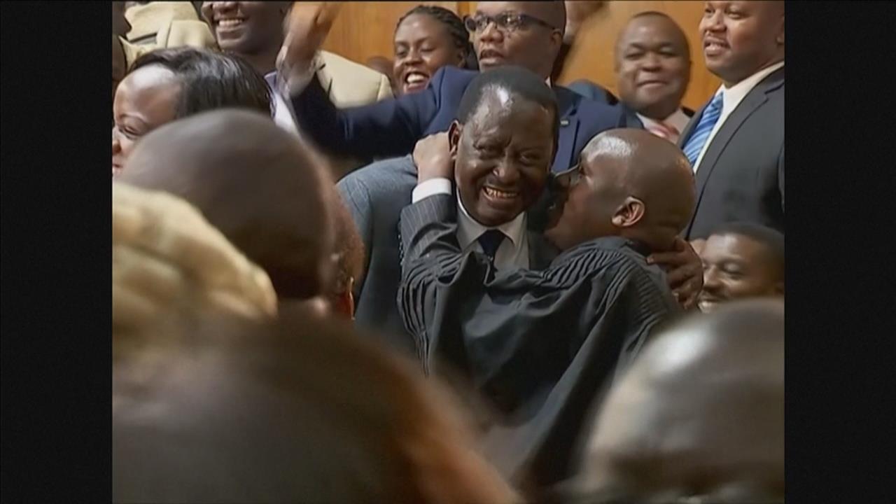 葬禮變暴動！肯亞前總理過世　警察連環鳴槍釀4人死亡