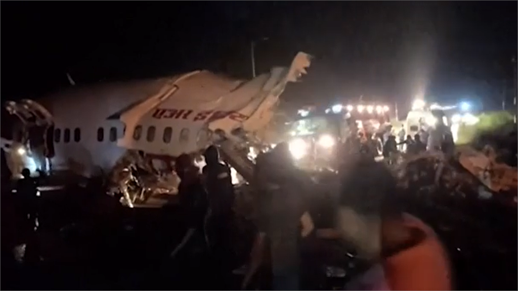 杜拜飛印度客機降落意外 至少17死逾120人傷