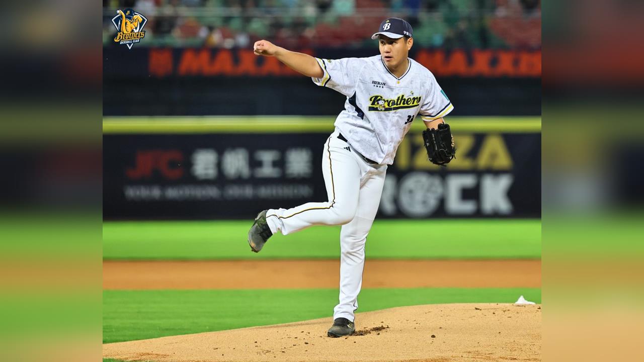 中職(影)/中信兄弟投捕默契有問題?球評轉播直言批:選手情緒擺前面,球迷放哪裡?