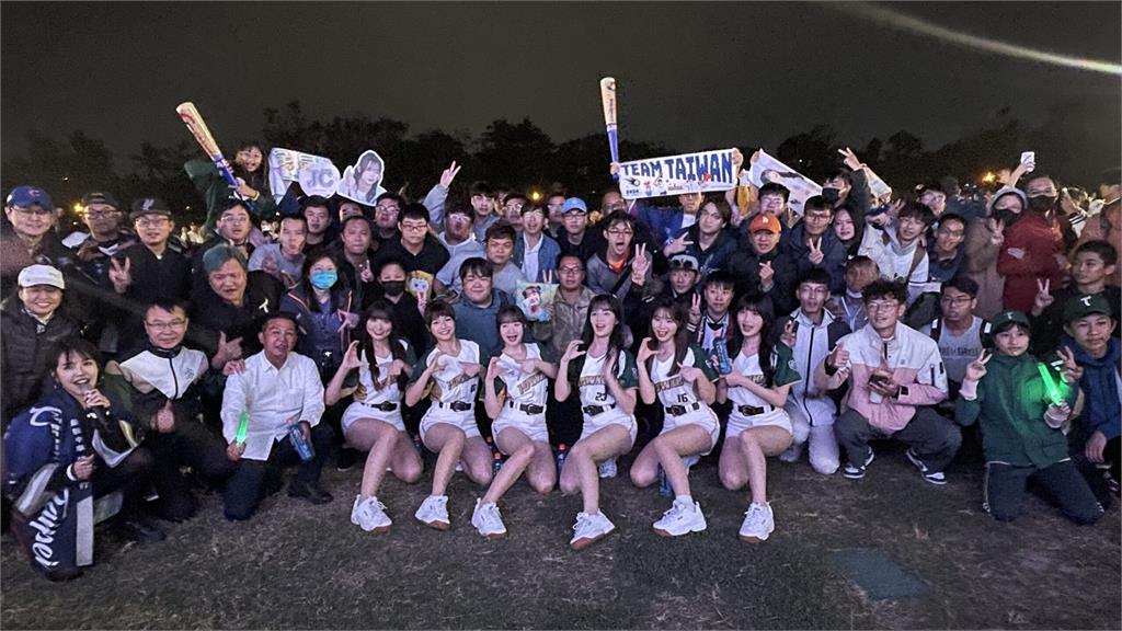 應援經典賽！高雄「雙主場」3/6 台日大戰加開世運場轉播