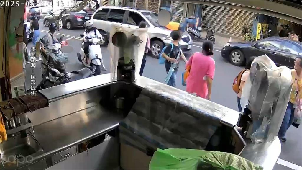 才爆三峽嚴重車禍！台南玉井車輛衝撞夫妻　妻子頭部受傷、丈夫身亡