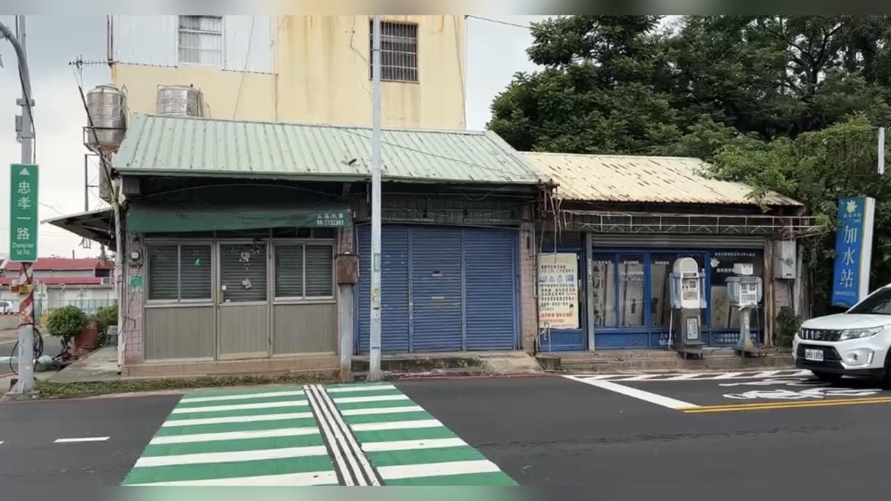 台南永康忠孝路拓寬最後一關！　「釘子戶」擋路壓縮車道