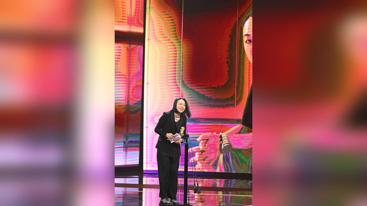 金馬傑出電影工作者 鍾瓊婷:明天睡醒繼續打燈