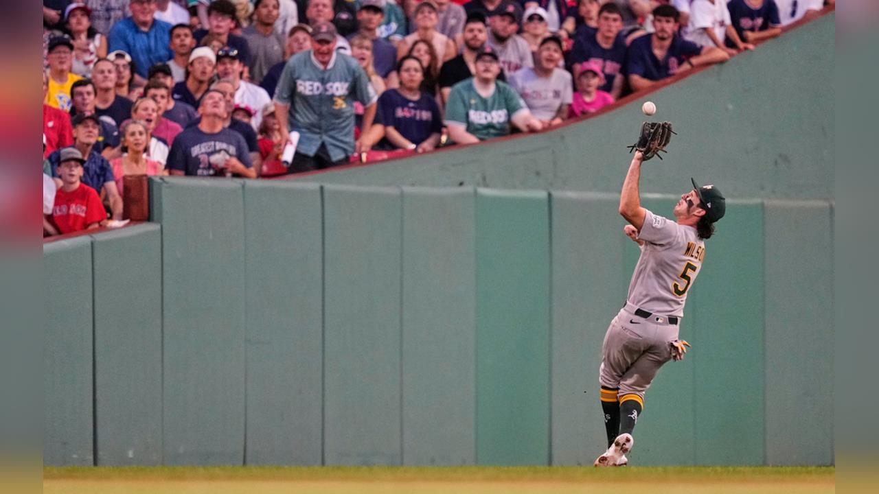 MLB(影)／連續111場出賽無失誤！運動家年輕游擊手創大聯盟新紀錄廣受隊友肯定