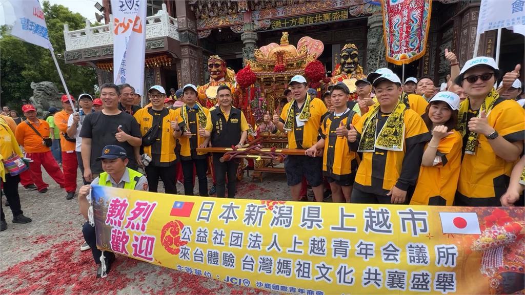 媽祖魅力無法擋！台中浩天宮邀日本公益團體扛轎