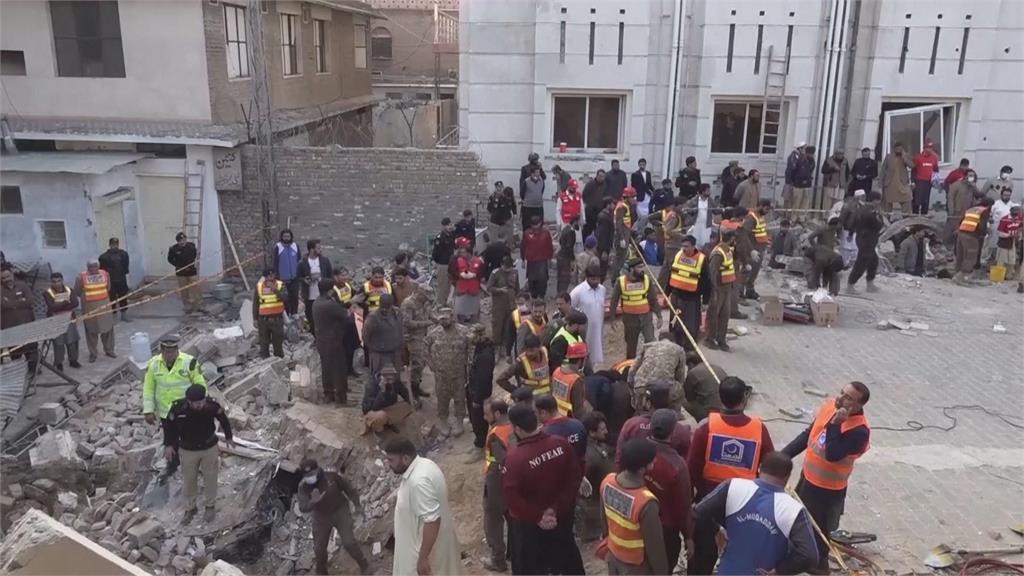 巴基斯坦清真寺爆炸攻擊　至少61死罹難數還在上修