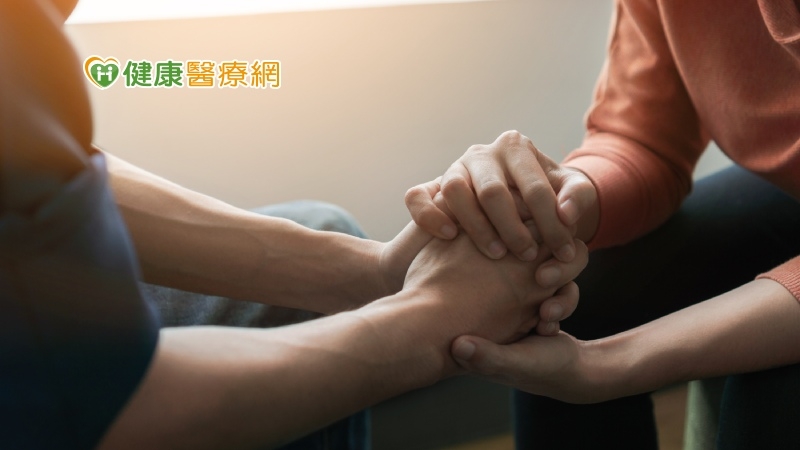 現代社會壓力日增　心理師完勝AI的4大關鍵