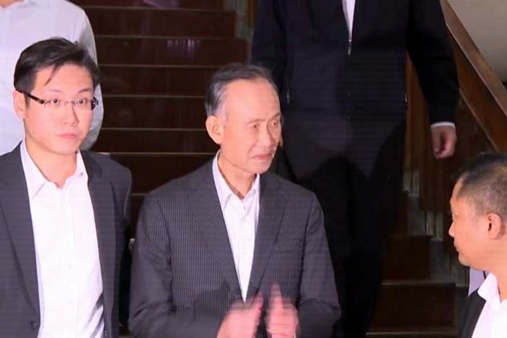 半小時籌5.5億交保金 趙藤雄暫獲自由