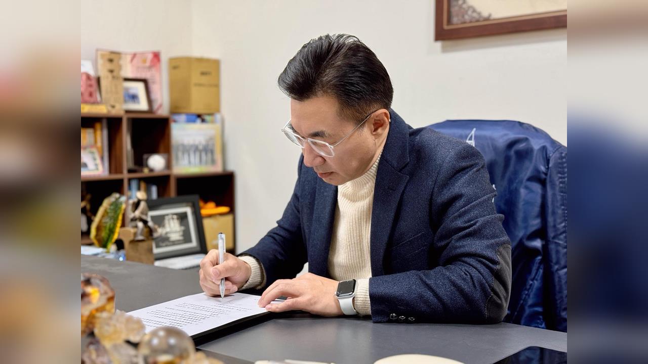 快新聞/簽了!藍營台中「姊弟之爭」僵持不下 江啟臣重大宣布曝光