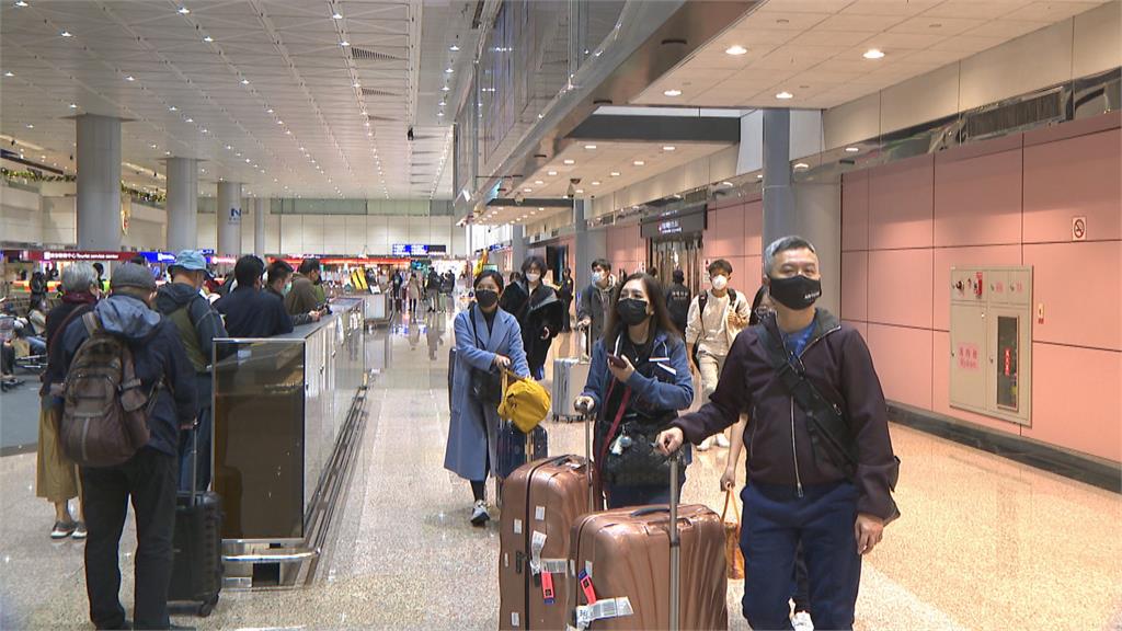 快新聞／中國入境旅客「陽性率近3成」！　524人首採檢結果出爐