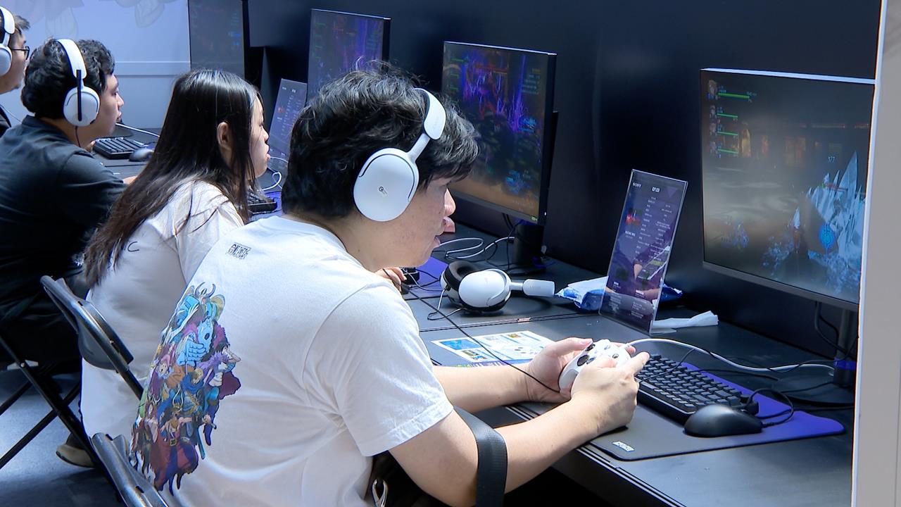 世貿變身電競基地! 96小時玩家大戰四天拚15萬人朝聖