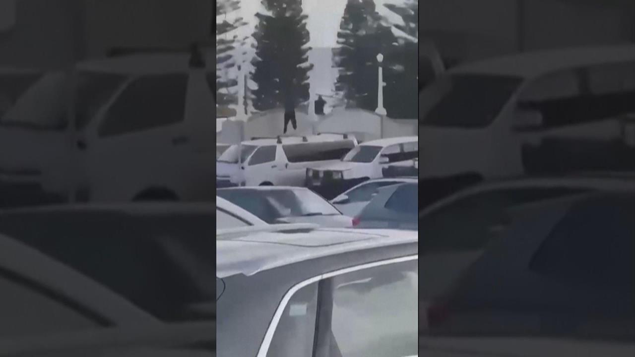 雪梨邦迪海灘恐怖攻擊　2黑衣男持槍掃射11死　疑似鎖定猶太裔