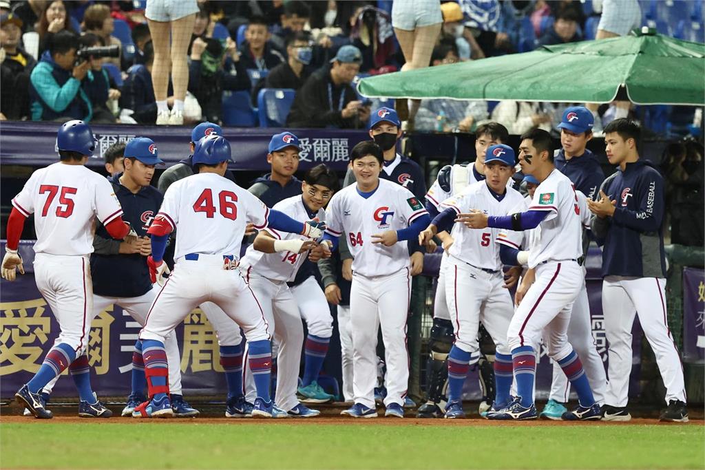 台灣隊火力全開　只花5局17：2大勝香港