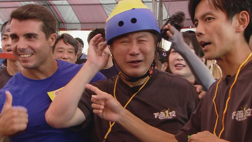 胡瓜「嫌棄藝人」玩遊戲嘆沒得選! 找觀眾代打喊「正式出道」全場錯愕