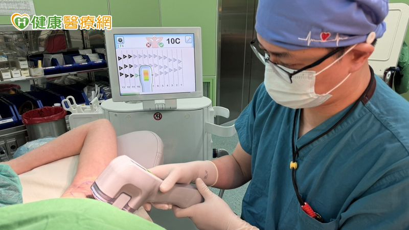 青春期「體味焦慮」成校園話題!專家:青少年腋下問題不容忽視