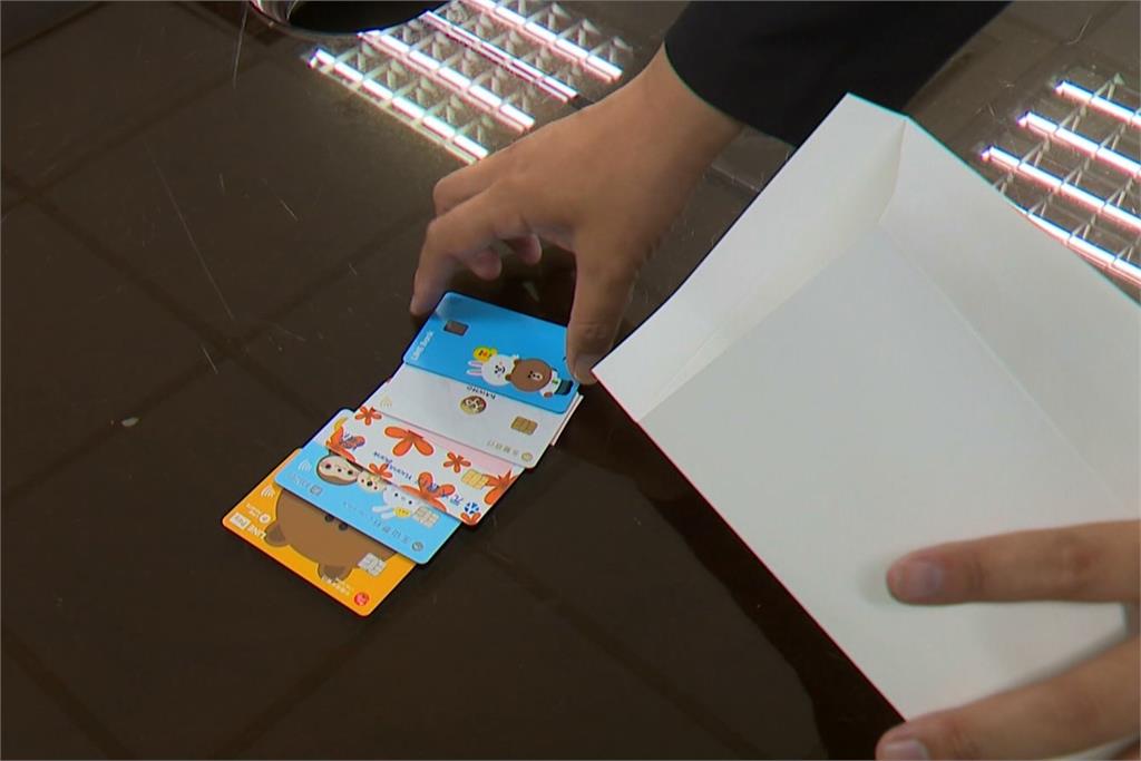 借提款卡就給五萬元？　男子上當員警超商攔截保住提款卡