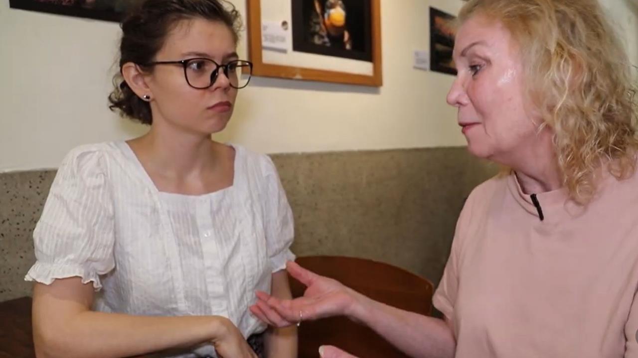 俄國正妹來台3年暴瘦20公斤「被台灣人欺負？」母一見面心疼到快哭出「答案大翻轉」！