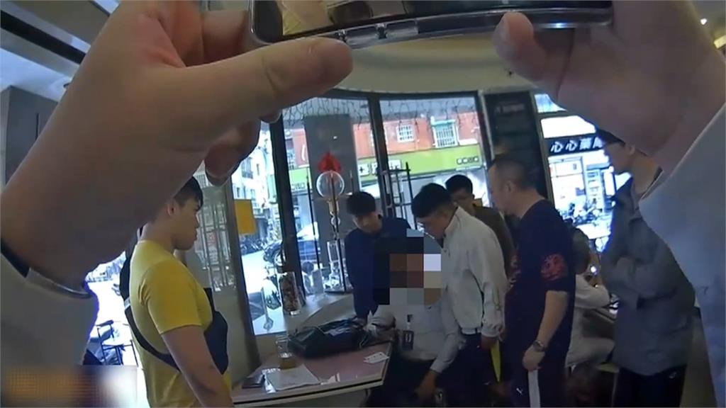 又見投資詐騙！便衣員警查獲詐團車手　竟來自馬來西亞