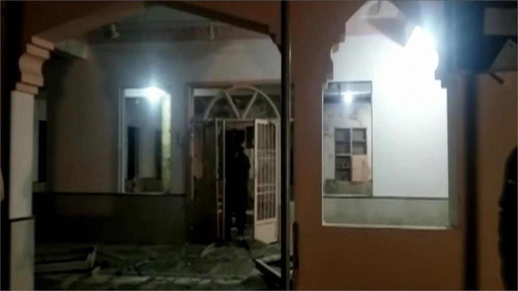 巴基斯坦清真寺炸彈攻擊 15死19人傷