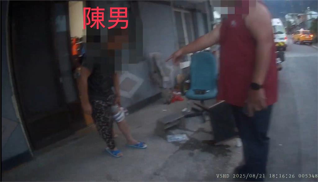 快新聞／持西瓜刀衝鄰居家門！花蓮男子飲酒起衝突　親友合力壓制險釀命案