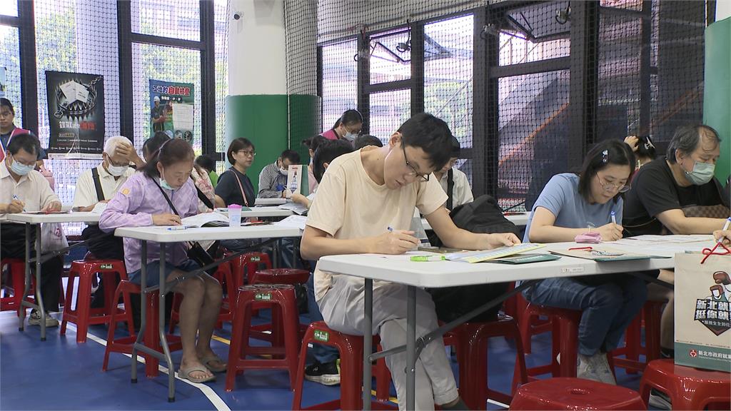 掌握黃金履歷　勞動部數位平台助力畢業生就業