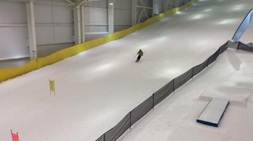 一年365天都能滑個夠！北美首座室內滑雪場啟用