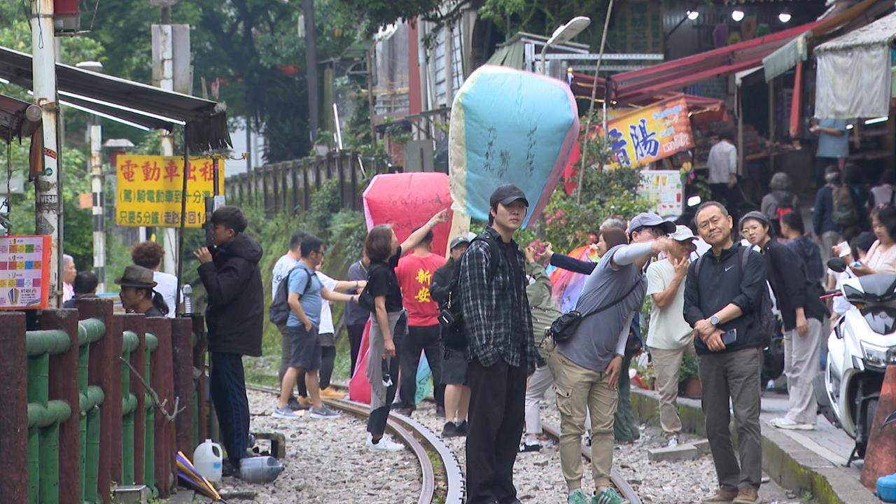 異言堂(影)/一個平溪三樣情! 返鄉青年靠「這招」突破觀光淡季