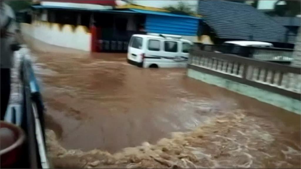 雨下不停！印度孟買南部城市 豪雨成災