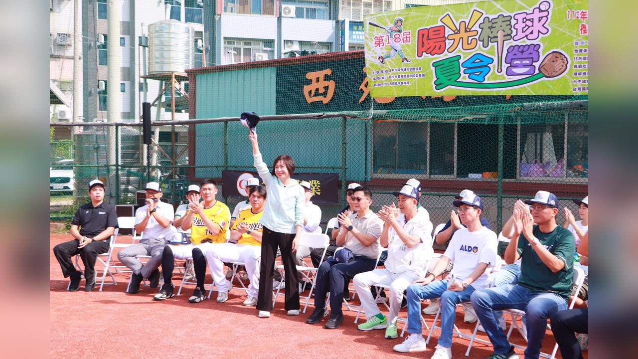 快新聞／拒絕「球棒之都」！何欣純挺基層棒球　承諾全面盤點球場