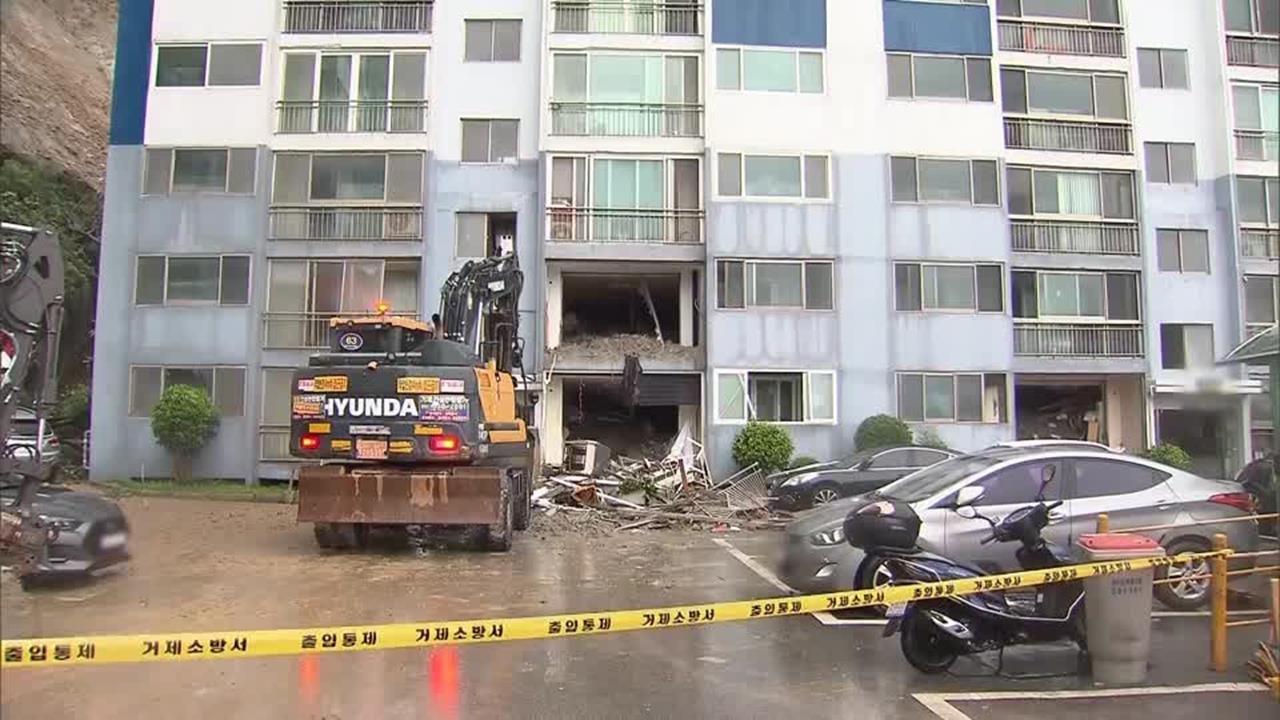 致災性暴雨！釜山店家天花板坍塌　巨濟島土石流沖毀屋