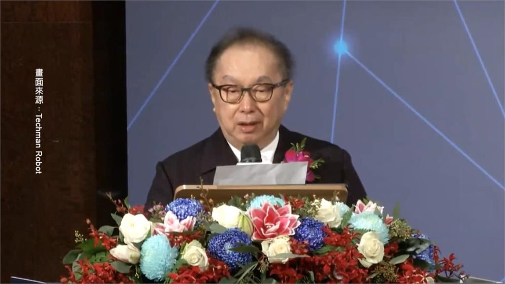 機器人夢成真!達明9月上市 林百里:我這爺爺非常開心