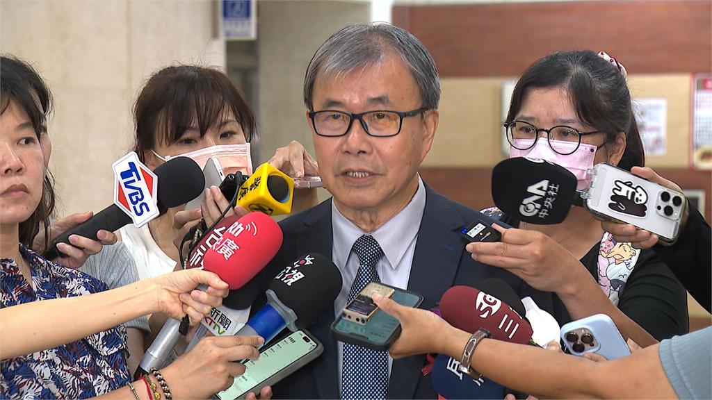 扯爆中國隊 連賀電也想搶! 教育部長鄭英耀怒批:野蠻土匪