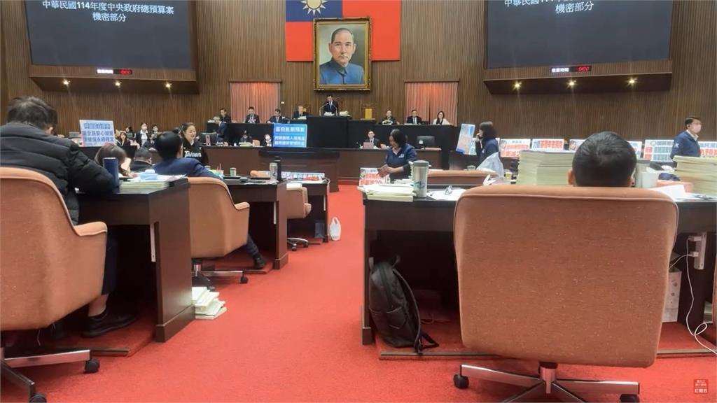 故意？立院審國防機密預算　葉元之竟開直播「提案流出」