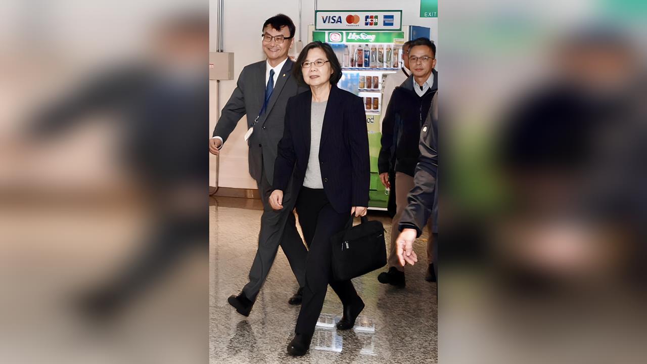 快新聞/全球聚焦台灣!蔡英文深夜啟程接力訪歐 被問蕭美琴外交突破反應曝