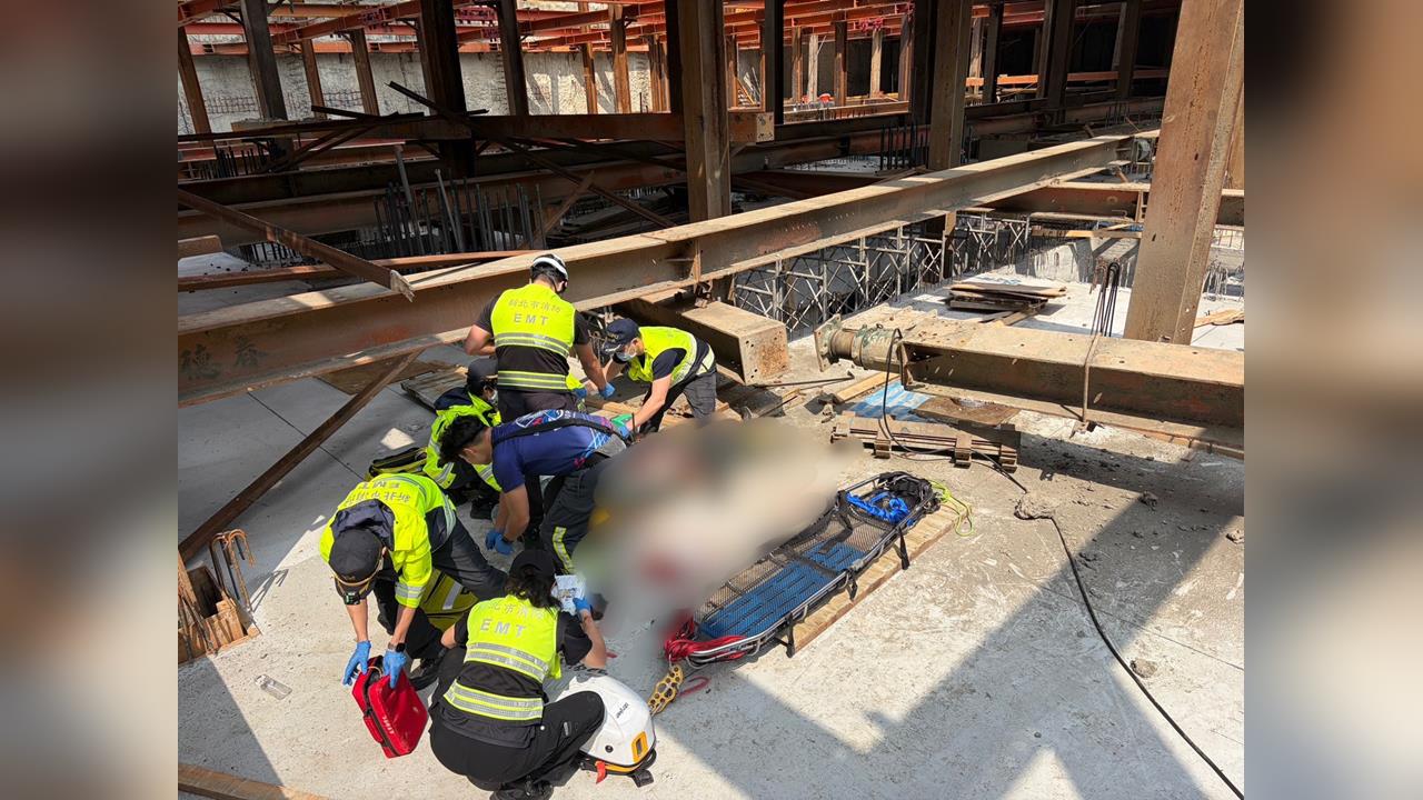 快新聞／新北新莊工安意外！59歲工人遭鋼梁砸中　送醫不治