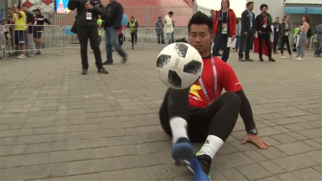 世界盃場外秀真功夫 越南花式足球成另類焦點