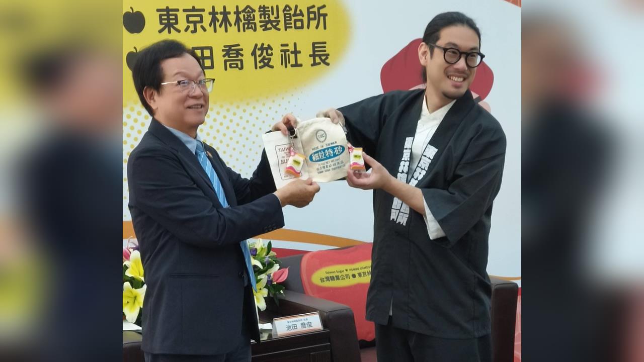 快新聞／「白粉」誤會再譜美味篇章　台糖邀日本老闆展現百年砂糖工藝