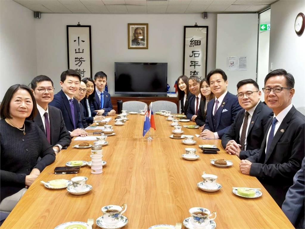 邱臣遠拚招商引資　與全球台灣客家聯合總會雪梨分會簽署MOU