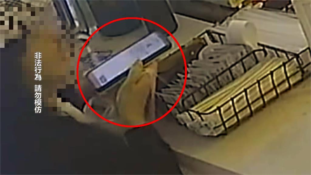 新莊素食店財神遭擄走　業者發懸賞：盼財神回歸守護高麗菜